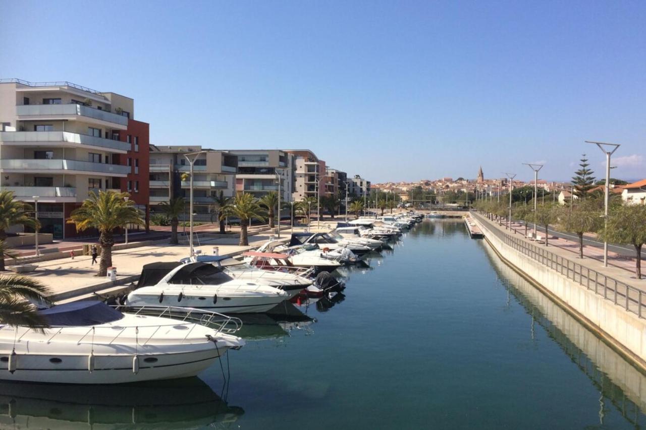 Chic Appart Du Port Fréjus Zewnętrze zdjęcie